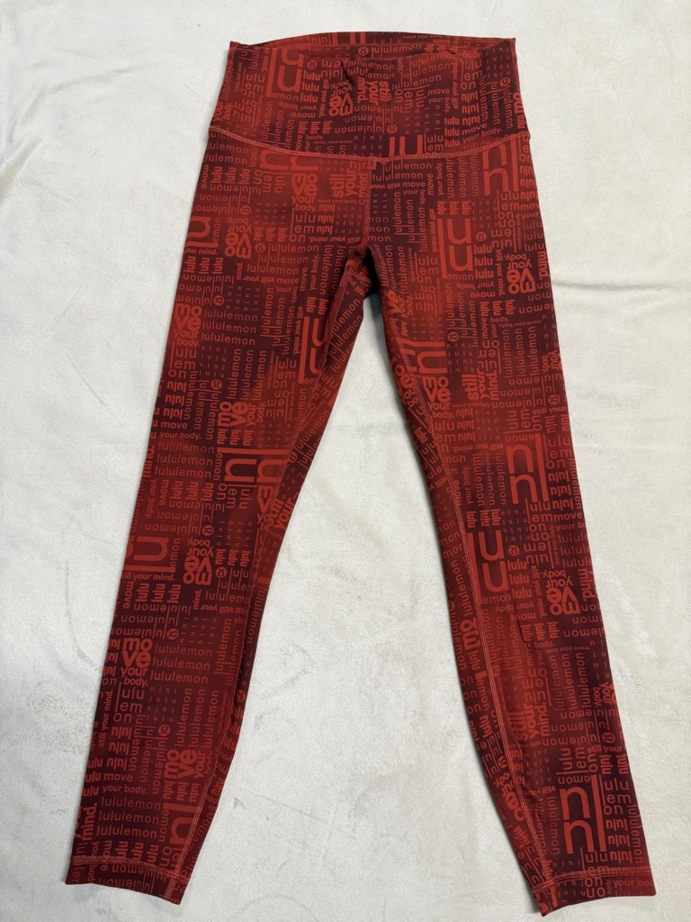 Lululemon Wunder Train High-Rise Tight 25"
Lululemon Ombre Red Multi
Size 8 - Picture 5 of 7